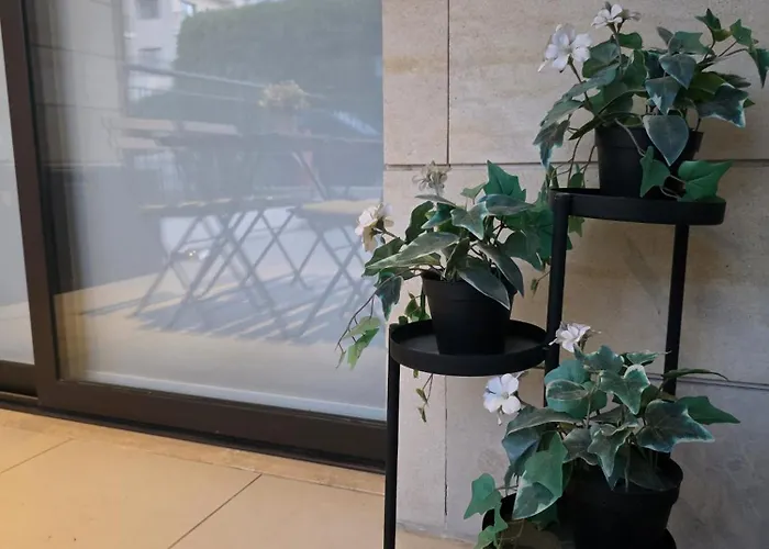 Epicurian * نيقوسيا