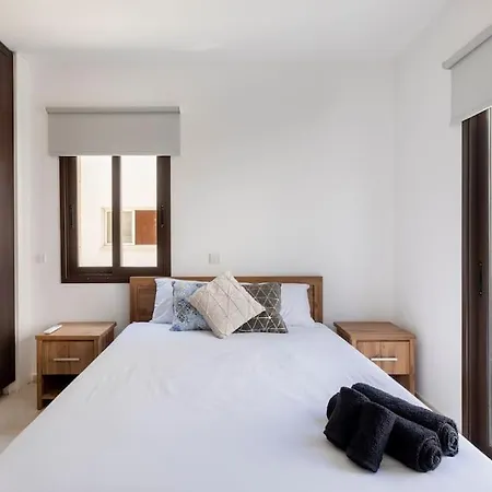 Epicurian * Λευκωσία